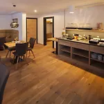 Boutique Gams Otel 4*