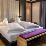 Boutique Gams Otel 4*